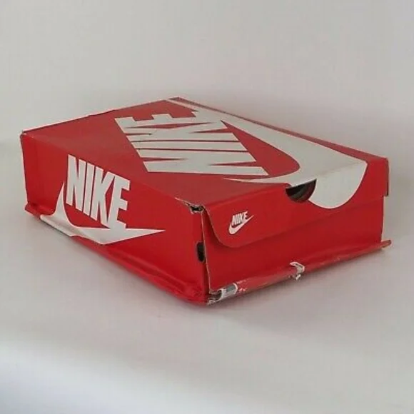 ACG Nikes - Picture 6 of 6